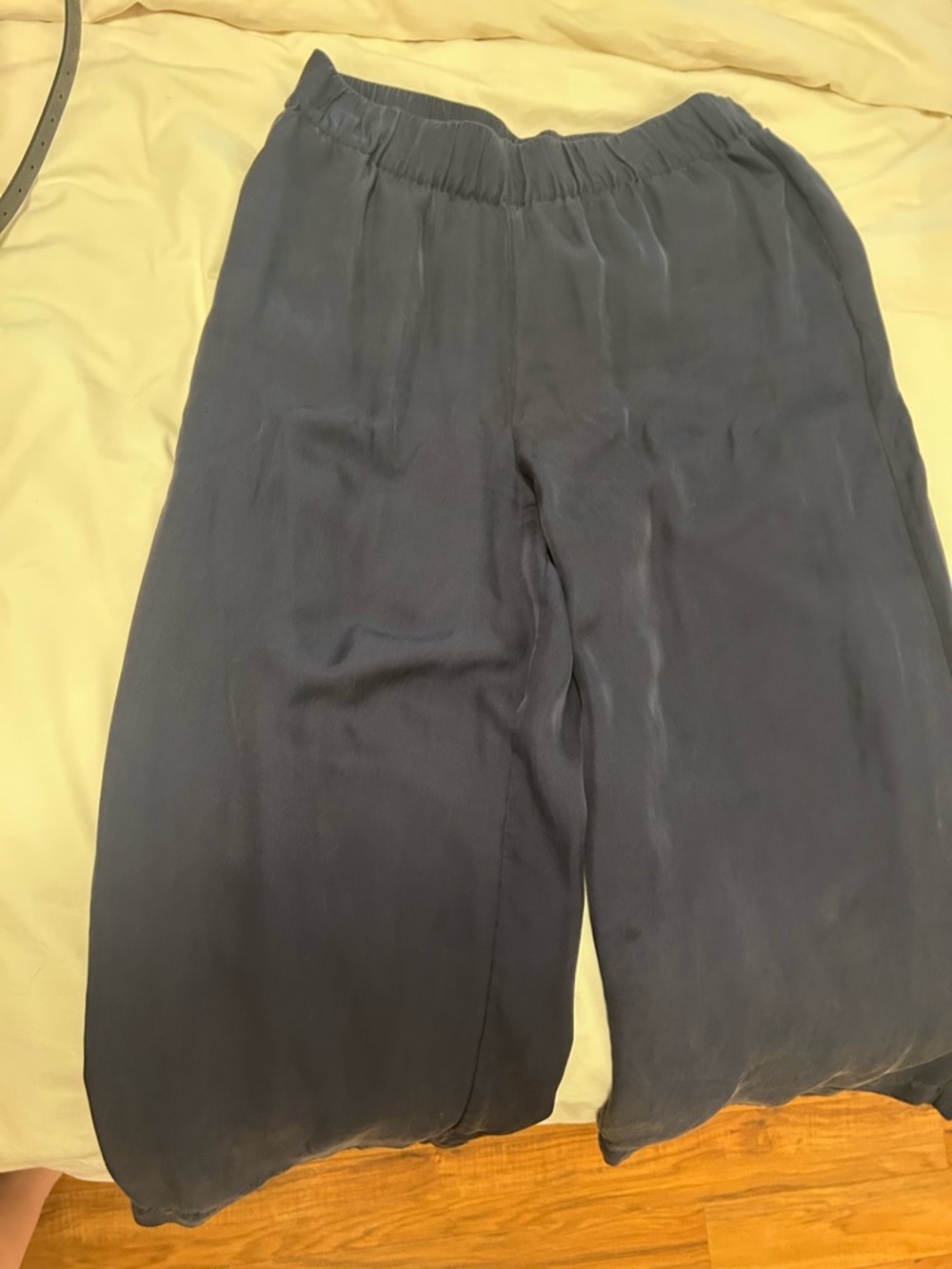 Grana Navy Blue Cropped Wide-Leg Pants